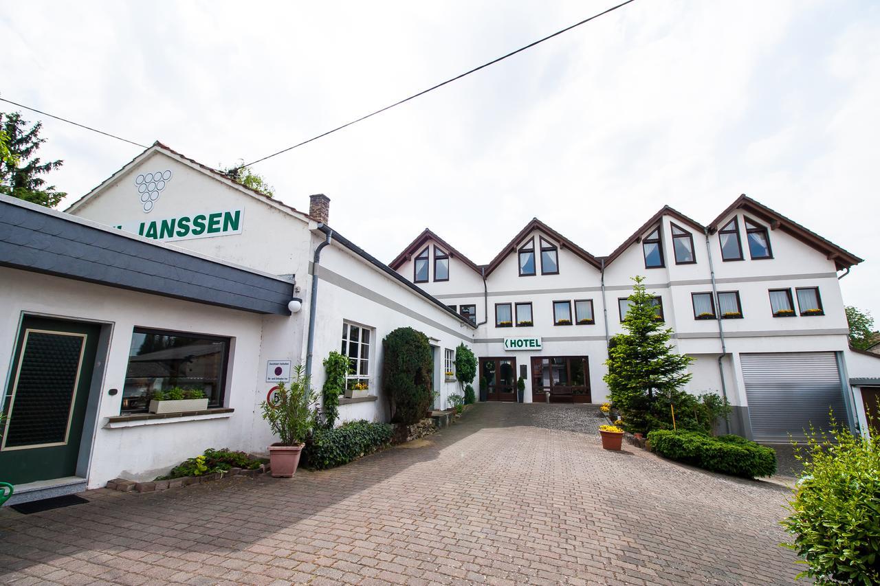 Hotel Janssen Bodenheim Zewnętrze zdjęcie
